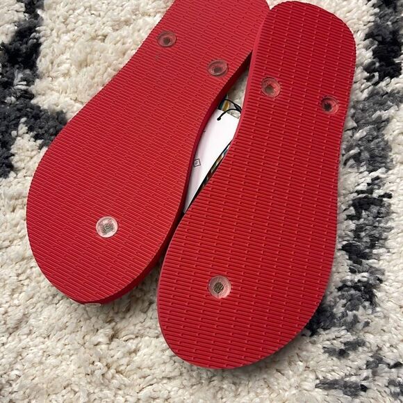 NWT Vera Bradley flip flops, Rumba, pink and green pattern, size medium (7-8) - Picture 7 of 9